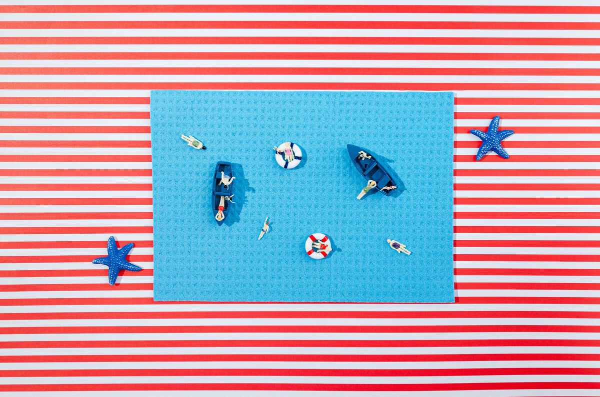 virtual-art-trivia-happy-hour-at-the-seaside